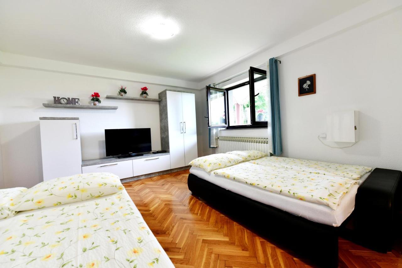 House Marinic Hotel Grabovac  Ngoại thất bức ảnh