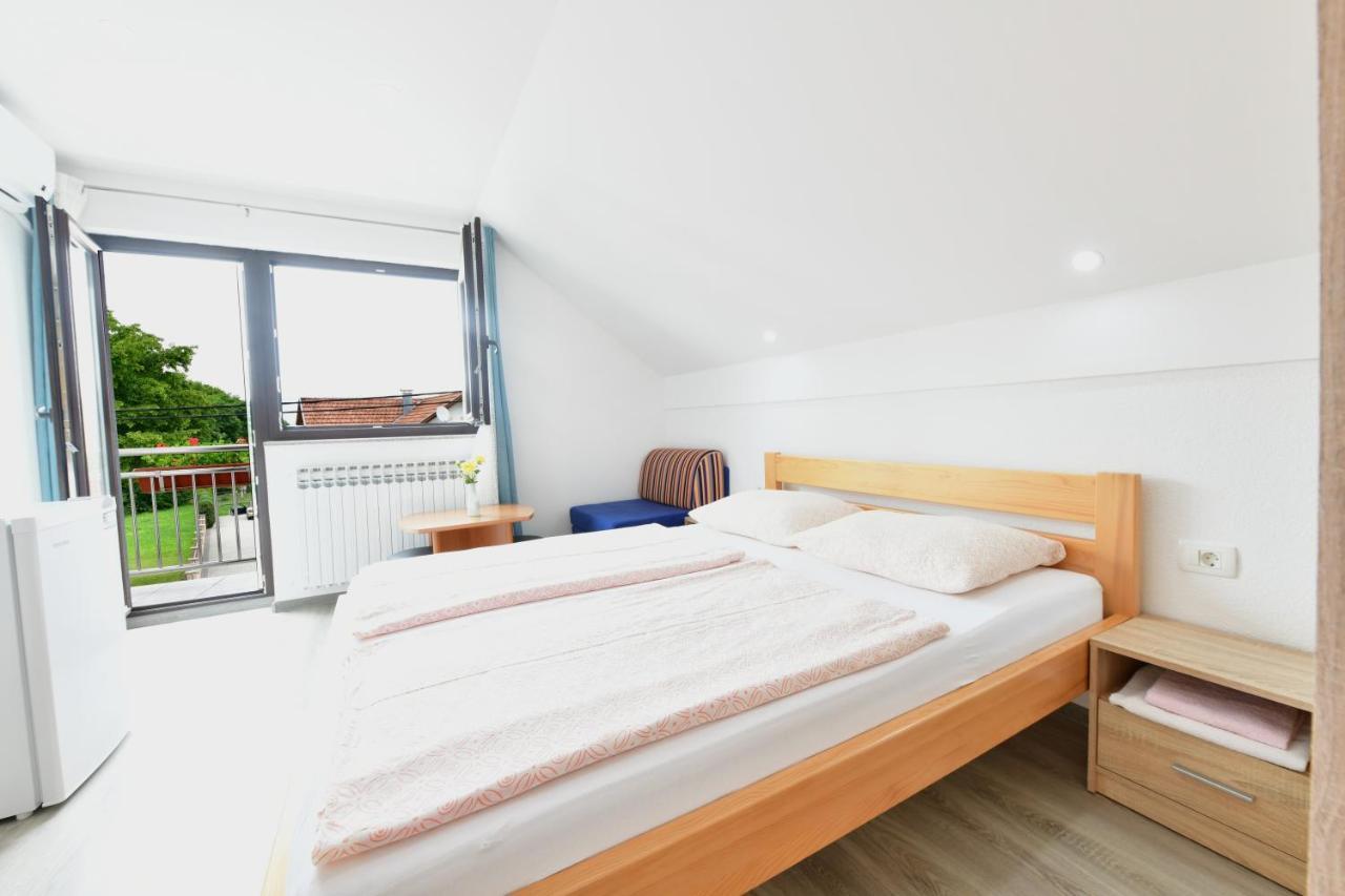 House Marinic Hotel Grabovac  Ngoại thất bức ảnh