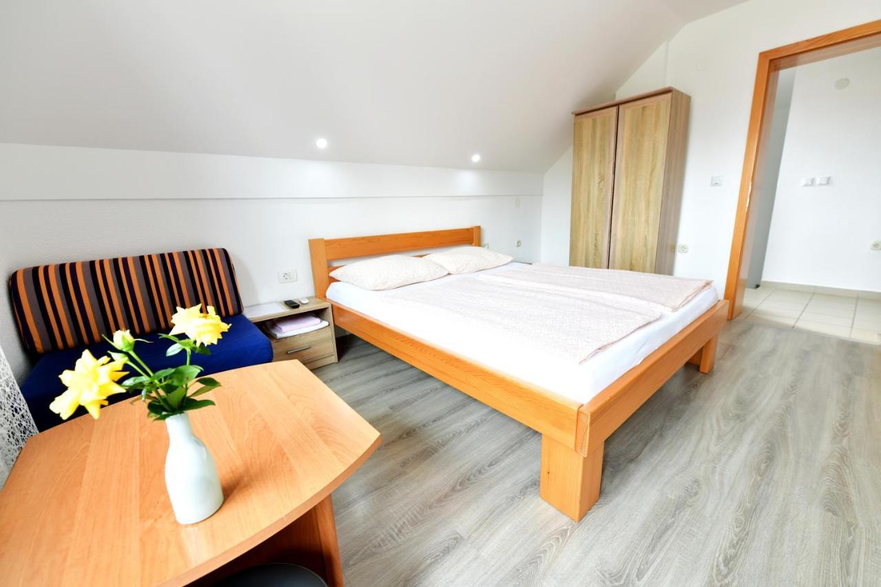 House Marinic Hotel Grabovac  Ngoại thất bức ảnh